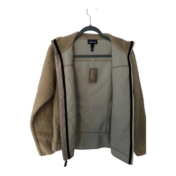 Patagonia Women’s Clsssc Retro X Jacket - Picture 7 of 8